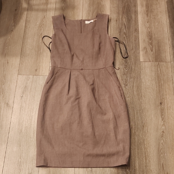 Calvin Klein Dresses & Skirts - Calvin Klein Elegant Sleeveless Brown Dress